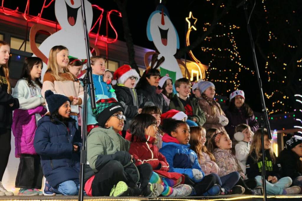 Colwood Elementary School students sing for the crowds at last year&rsquo;s Colwood Christmas Light Up. (Ben Fenlon/Goldstream Gazette)
